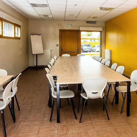 Auberge De Jeunesse Hi بونتارليه المظهر الخارجي الصورة