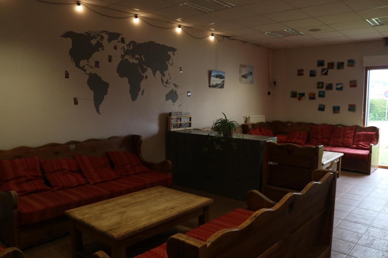 Auberge De Jeunesse Hi بونتارليه المظهر الخارجي الصورة
