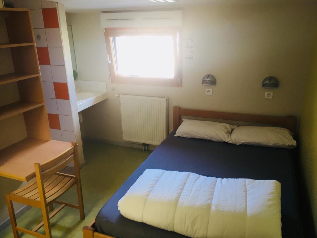 Auberge De Jeunesse Hi بونتارليه المظهر الخارجي الصورة